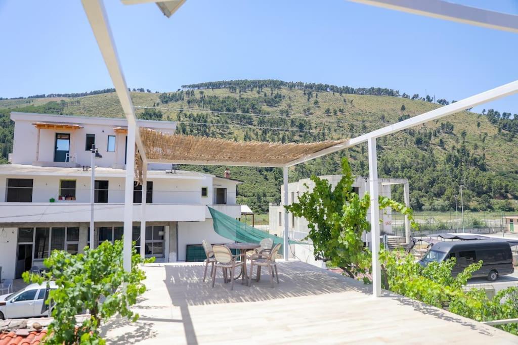 Cereni Guesthouse Berat Zewnętrze zdjęcie